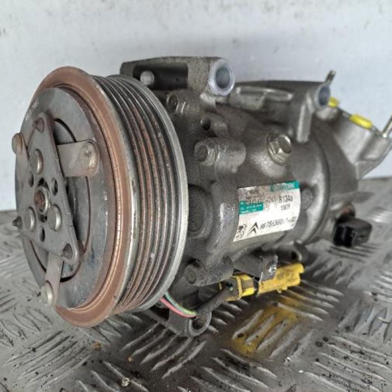 Compresseur clim PEUGEOT 208 1