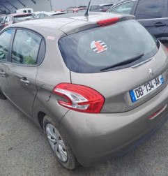 Compresseur clim PEUGEOT 208 1 Photo n°7