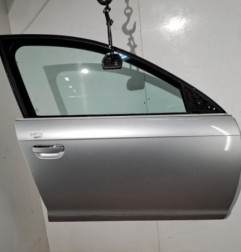 Porte avant droit AUDI A6 3 Photo n°1