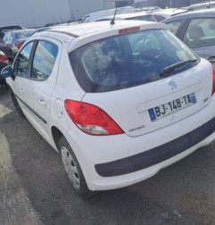 Pare choc arriere PEUGEOT 207 Photo n°8