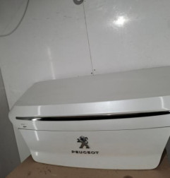 Malle/Hayon arriere PEUGEOT 508 1