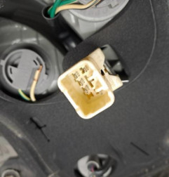 Feu arriere principal droit (feux) TOYOTA YARIS 3 Photo n°4