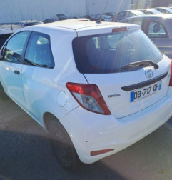 Feu arriere principal droit (feux) TOYOTA YARIS 3 Photo n°8