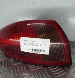Feu arriere principal gauche (feux) ALFA ROMEO 147 Photo n°1