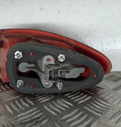 Feu arriere principal gauche (feux) ALFA ROMEO 147 Photo n°3