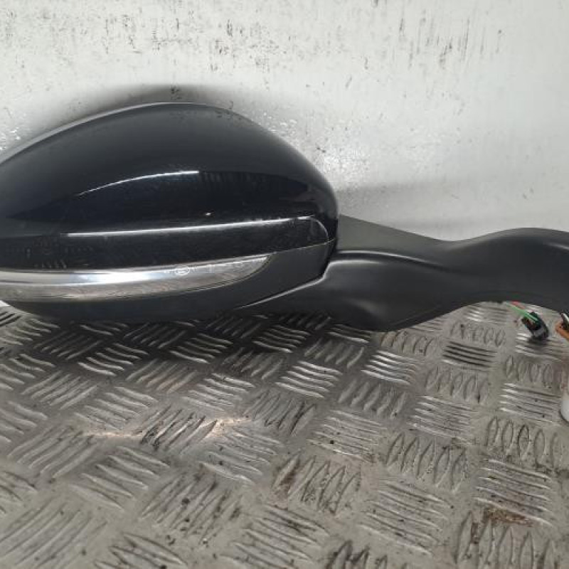 Retroviseur droit PEUGEOT 2008 1