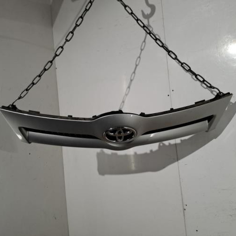 Calandre TOYOTA COROLLA VERSO 2