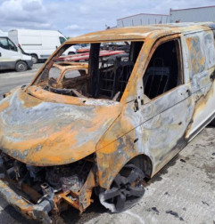 Platine feu arriere droit VOLKSWAGEN TRANSPORTER 5 Photo n°5