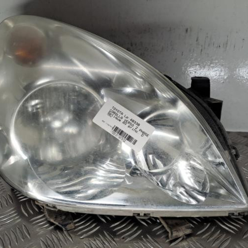 Optique avant principal droit (feux)(phare) TOYOTA COROLLA VERSO 2