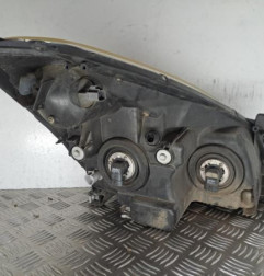 Optique avant principal gauche (feux)(phare) TOYOTA COROLLA VERSO 2