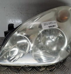 Optique avant principal gauche (feux)(phare) TOYOTA COROLLA VERSO 2 Photo n°3