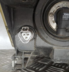 Optique avant principal gauche (feux)(phare) TOYOTA COROLLA VERSO 2 Photo n°4