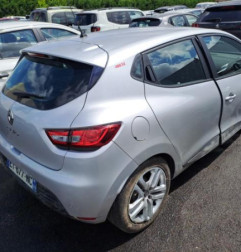 Becquet RENAULT CLIO 4 Photo n°7