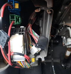 Porte arriere gauche RENAULT CLIO 3 Photo n°10