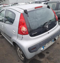 Compteur PEUGEOT 107 Photo n°8