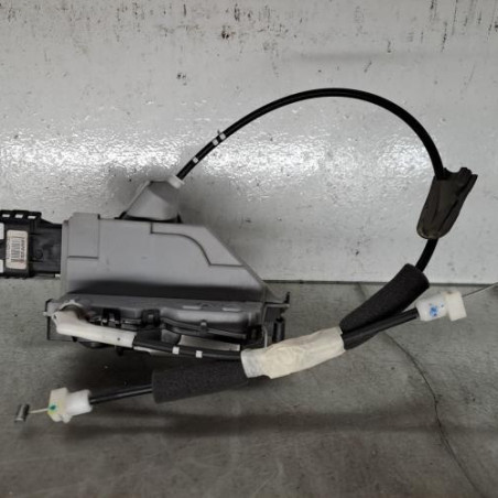 Serrure arriere gauche PEUGEOT 3008 1