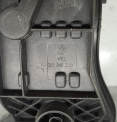 Platine feu arriere droit VOLKSWAGEN AMAROK 1 Photo n°4