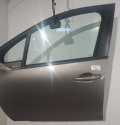 Porte avant gauche PEUGEOT 208 1 Photo n°1