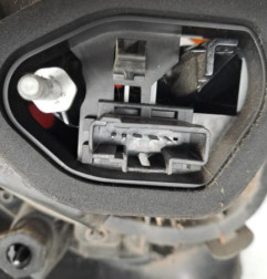 Feu arriere principal gauche (feux) PEUGEOT 208 1 Photo n°4