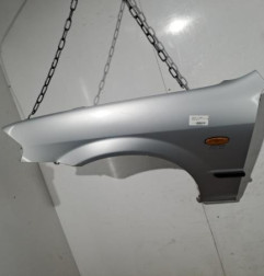 Aile avant gauche MAZDA 323 6 Photo n°1