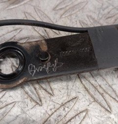 Attache ceinture avant gauche PEUGEOT 206 Photo n°4