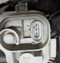 Feu arriere principal gauche (feux) ALFA ROMEO GIULIETTA 2 Photo n°4