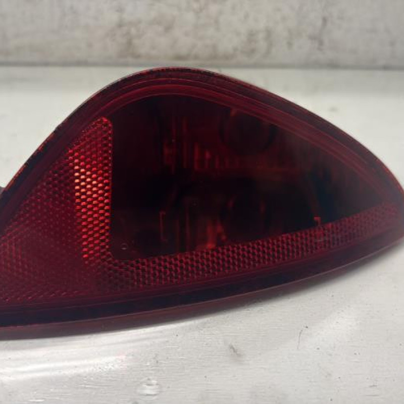 Anti brouillard arriere gauche RENAULT CLIO 3