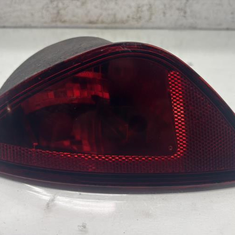 Anti brouillard arriere droit RENAULT CLIO 3