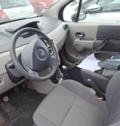 Renfort pare choc avant (traverse) RENAULT MODUS Photo n°8