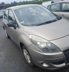 Feu arriere secondaire droit (feux) RENAULT SCENIC 3 Photo n°5