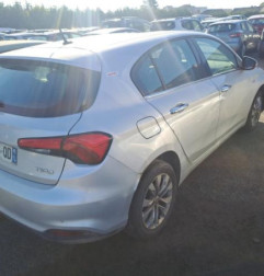 Traverse superieure FIAT TIPO 2 Photo n°6