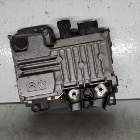 Calculateur moteur PEUGEOT 2008 1 Photo n°1