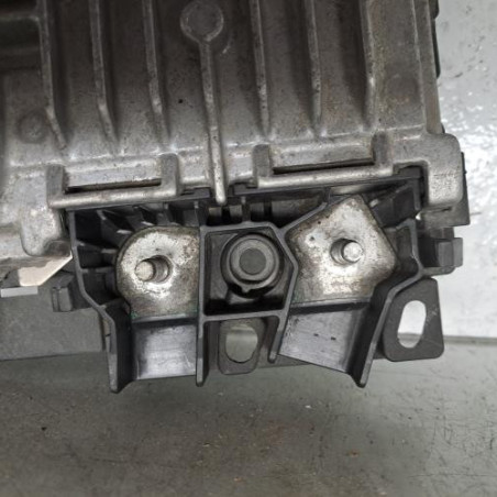 Calculateur moteur PEUGEOT 2008 1