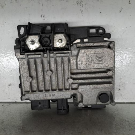 Calculateur moteur PEUGEOT 2008 1 Photo n°1