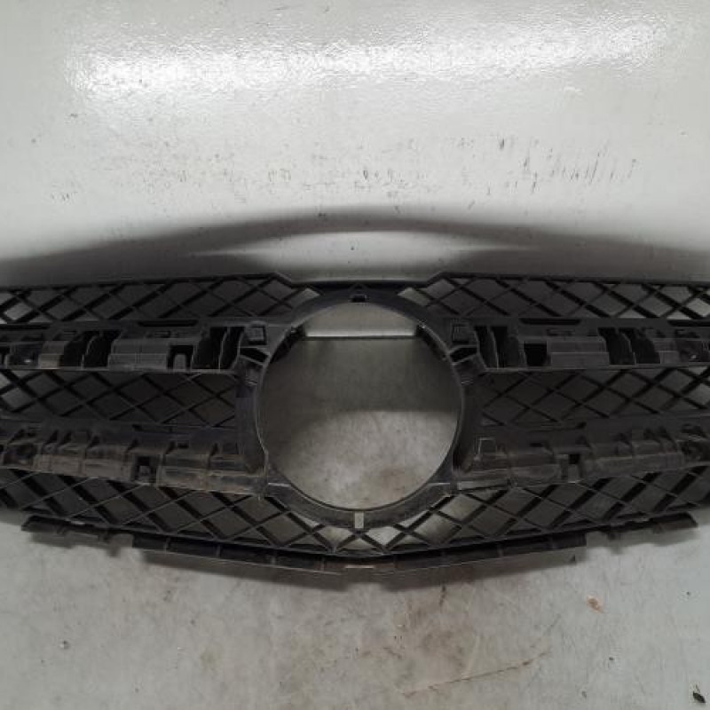 Grille de calandre MERCEDES CLASSE GLK 204
