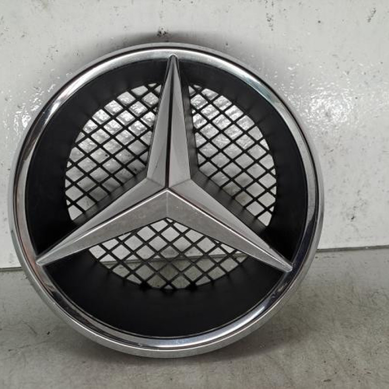 Sigle de calandre MERCEDES CLASSE GLK 204