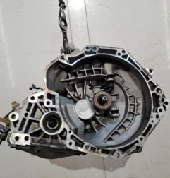 Boite de vitesses OPEL CORSA D