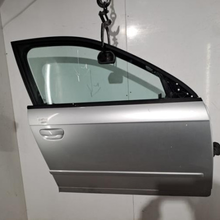 Porte avant droit AUDI A4 2 Photo n°1