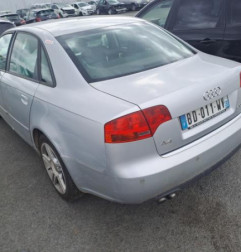 Porte avant droit AUDI A4 2 Photo n°8