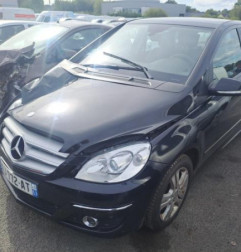 Aile avant gauche MERCEDES CLASSE B 245 Photo n°4