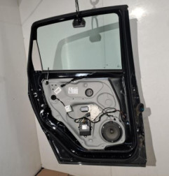 Porte arriere gauche MERCEDES CLASSE B 245 Photo n°4