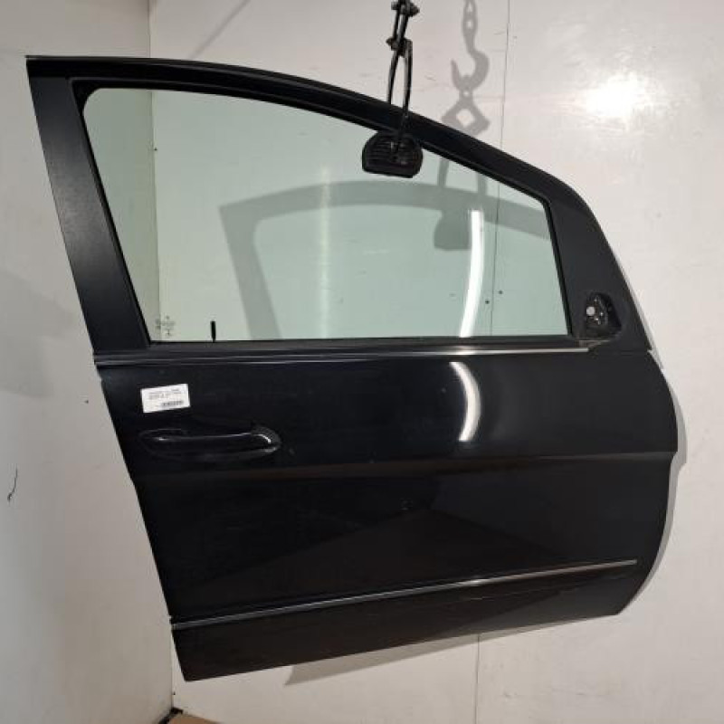 Porte avant droit MERCEDES CLASSE B 245