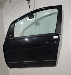 Porte avant gauche MERCEDES CLASSE B 245 Photo n°1