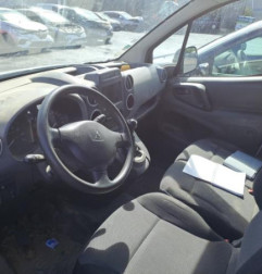 Porte avant droit PEUGEOT PARTNER 2 Photo n°9