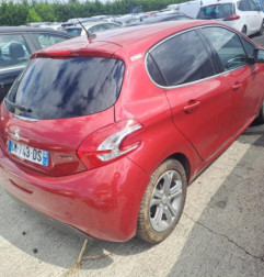 Malle/Hayon arriere PEUGEOT 208 1 Photo n°6