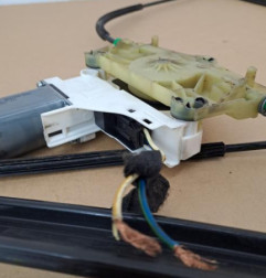 Leve vitre electrique avant droit AUDI Q7 1 Photo n°3