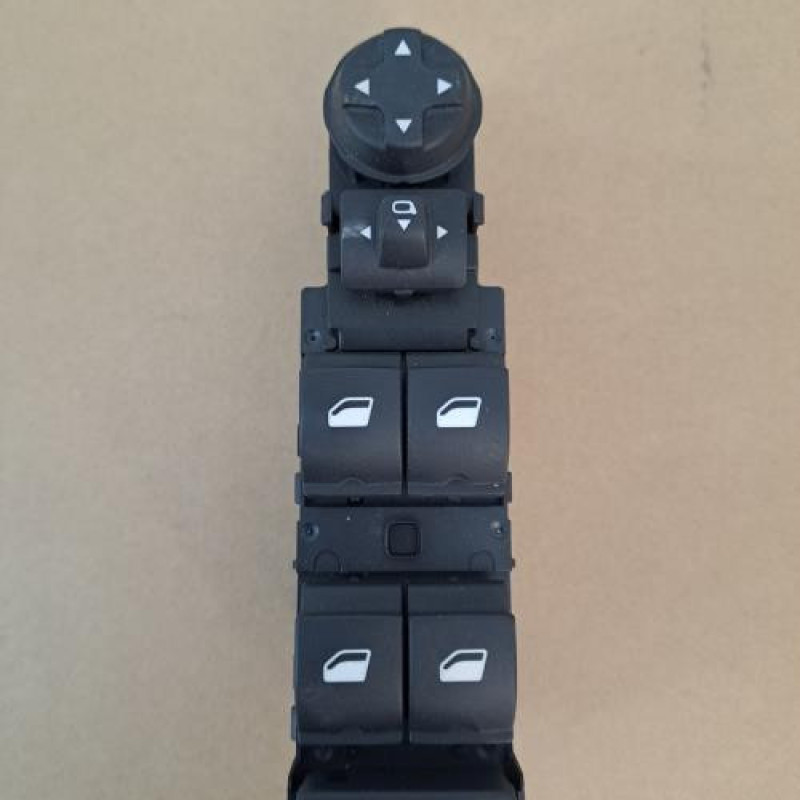 Interrupteur de leve vitre avant gauche PEUGEOT 3008 2