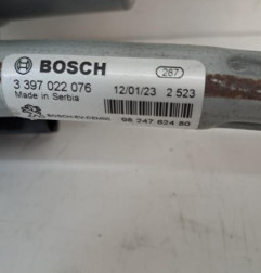 Moteur essuie glace avant PEUGEOT 3008 2