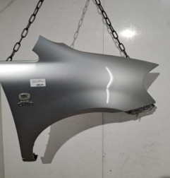 Aile avant droit TOYOTA AVENSIS VERSO Photo n°1