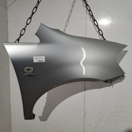 Aile avant droit TOYOTA AVENSIS VERSO